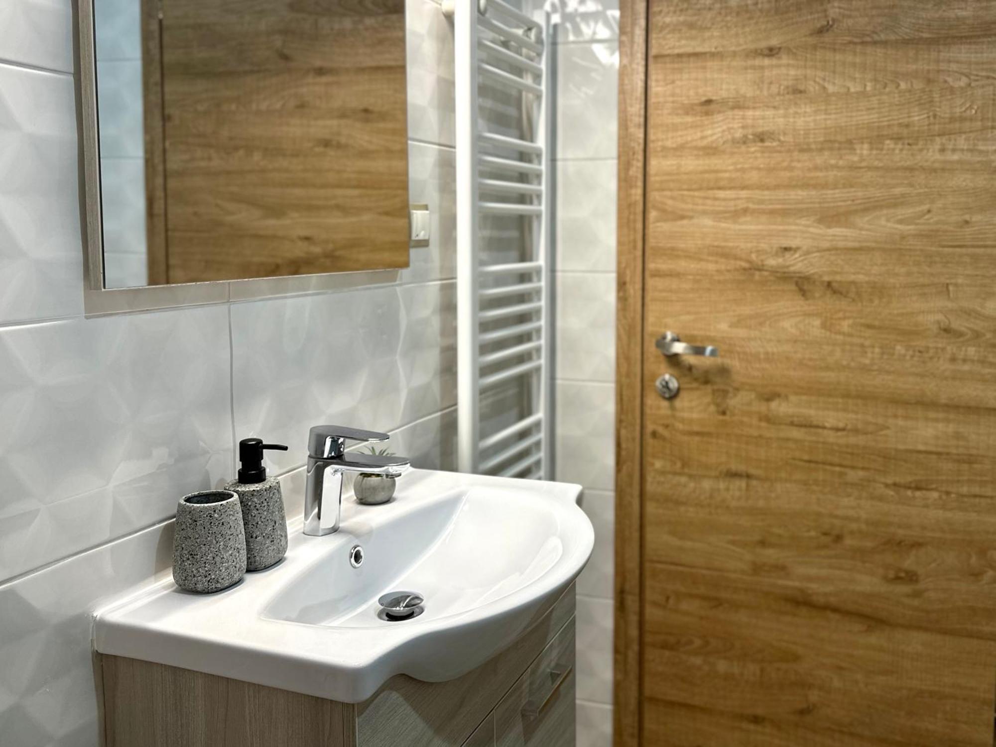 Εmerald Luxury Suite Thessaloníki Ngoại thất bức ảnh